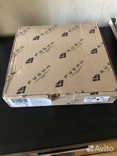 Часы настенные новые