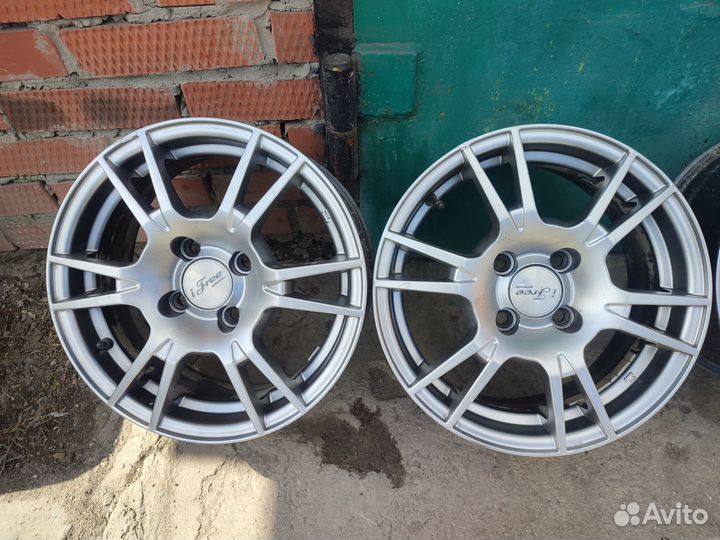 Комплект дисков на ваз 4/98 R14