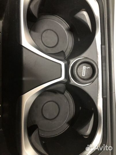 BMW G11 подстаканники + USB комплект 9302629