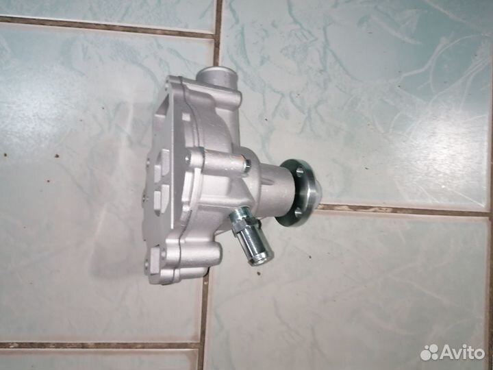 Насос водяной помпа УАЗ