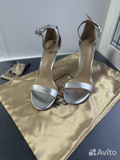 Босоножки 38 р