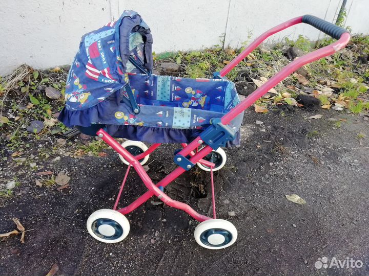 Коляска для кукол