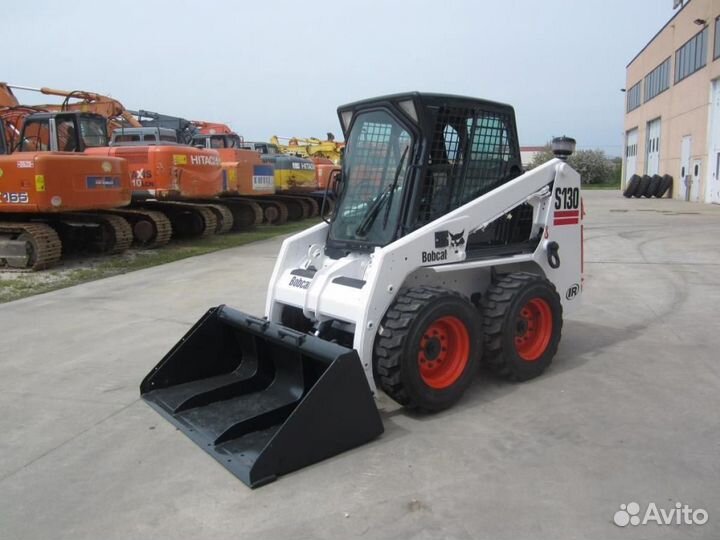 Стекло на Мини-погрузчик Bobcat S130/150/160/175