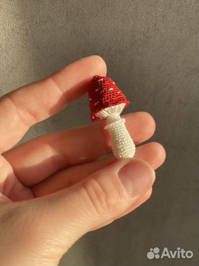 Вязаный кулон 