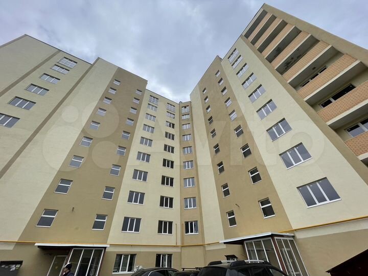 3-к. квартира, 90 м², 2/10 эт.