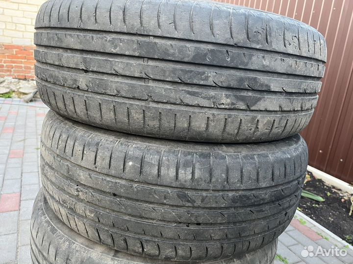 Hankook Dynapro HP2 RA33 235/60 R18 103H