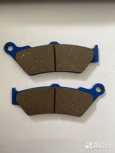 2P-256NS тормозные колодки Nissin