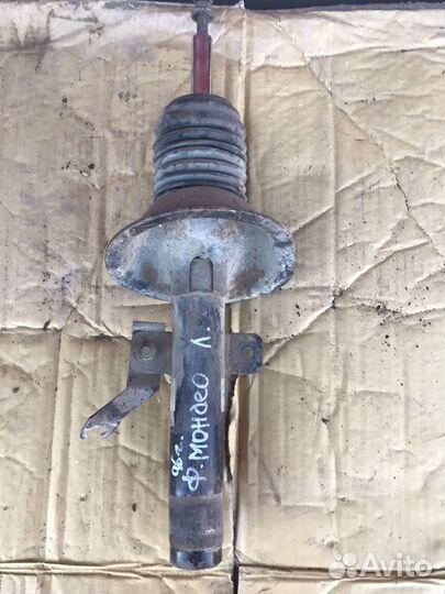 Амортизатор Ford Mondeo 96- (стойка) перед