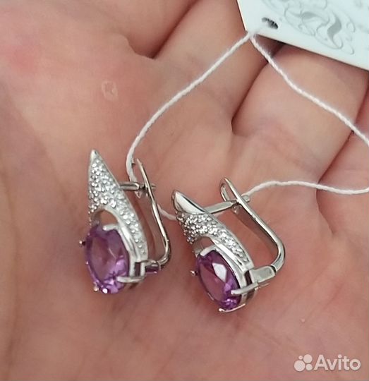 Серебряные серьги с александритом