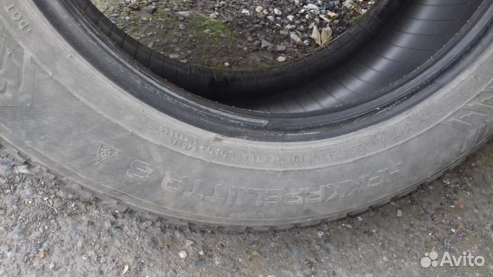 Nokian Tyres Hakkapeliitta 8 225/55 R17