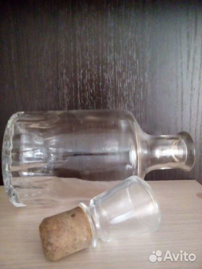 Графин, стекло