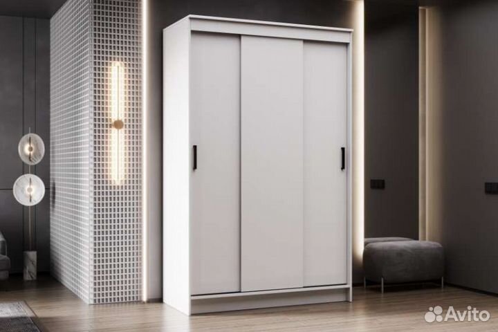 Шкаф 3-х ств купе Белый. Новый. В наличии