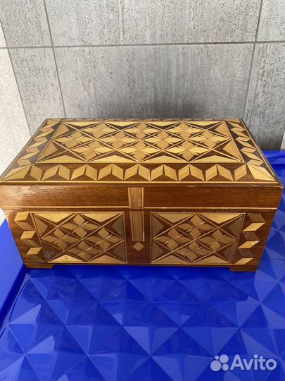 Шкатулка,р.24 на 15 см