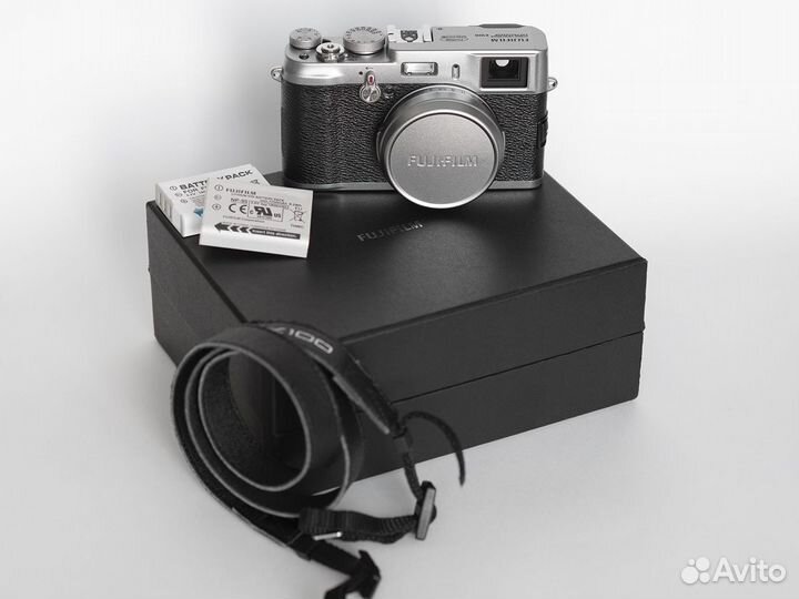 Fujifilm FinePix X100 фотоаппарат