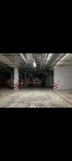 Машиноместо, 12 м²