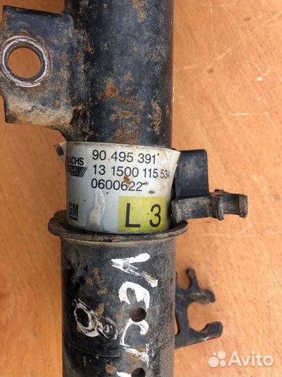 Амортизатор передний левый Opel Vectra B