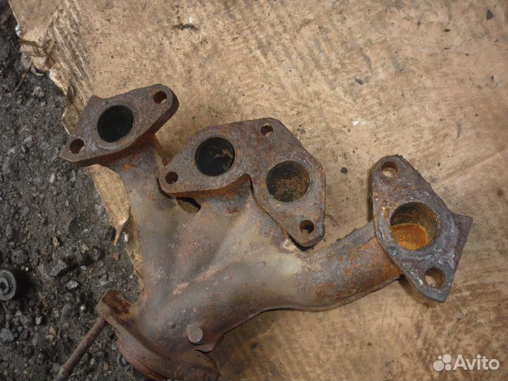 Выпускной коллектор Рено Логан без отверстия