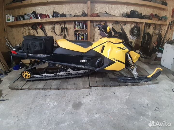 BRP summit 50TH 800R