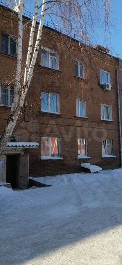 2-к. квартира, 35 м², 1/3 эт.