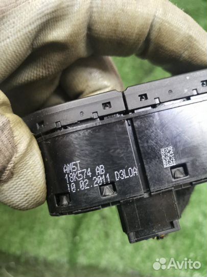 Кнопка обогрева заднего стекла Ford Focus 3