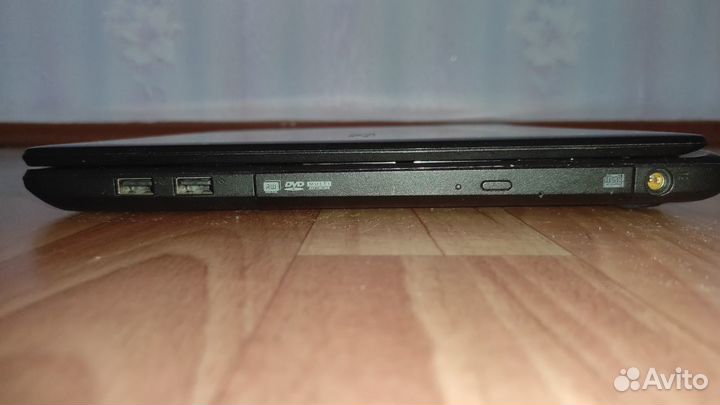 Ноутбук Acer Aspire E5-571G-568U