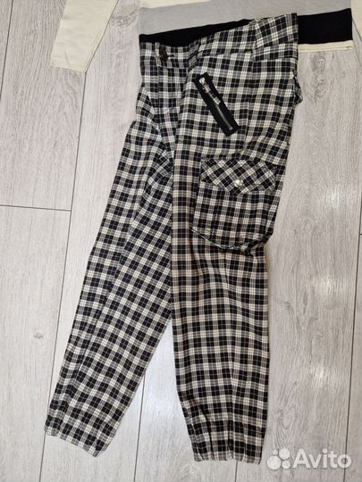 Брюки. burberry