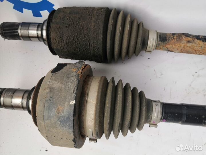 Mercedes ML GL W164 3.5 привод задний правый 0105