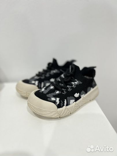 Кроссовки детские 23 размер