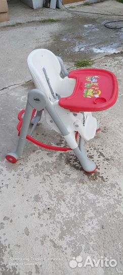 Детский стульчик для кормления