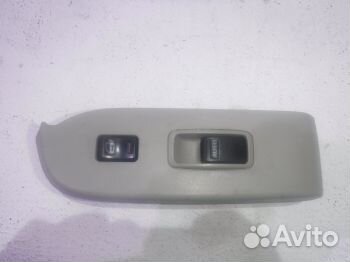 Кнопка стеклоподъемника