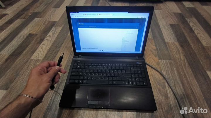 Ноутбук Asus X53U