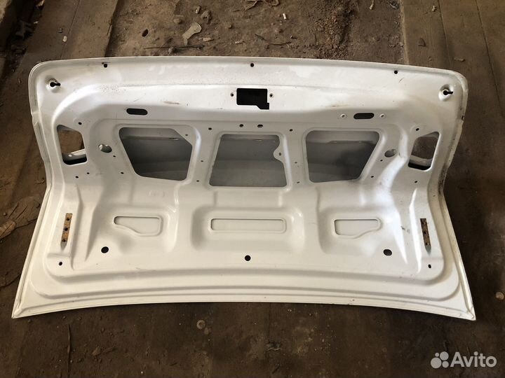 Крышка багажника LADA ваз веста