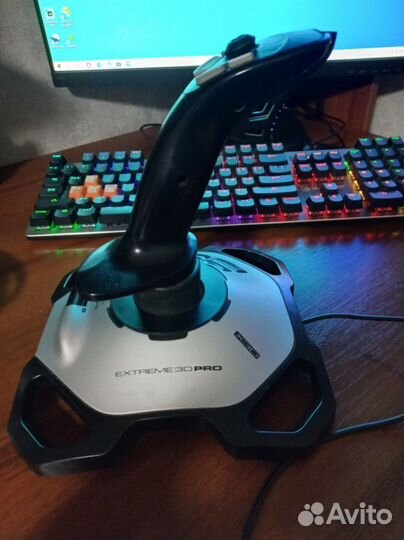 Джойстик logitech extreme 3d pro