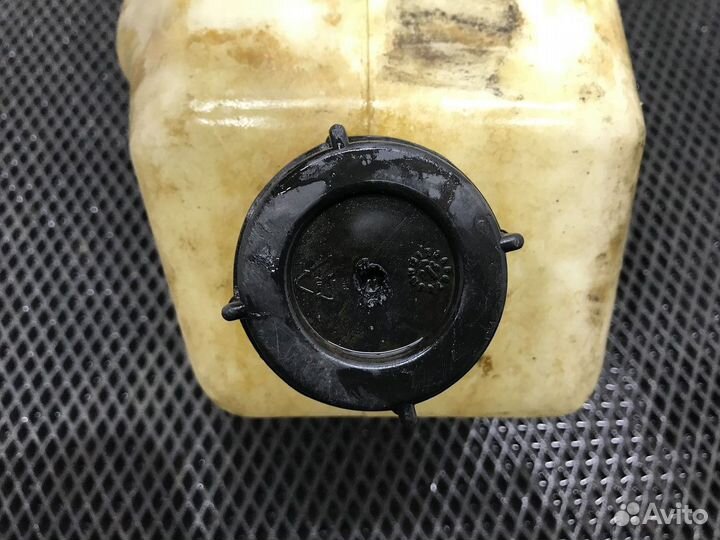 5010370914 Бачок омывателя лобового стекла