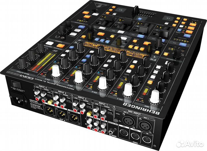 Behringer ddm 4000