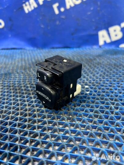 Блок управления зеркалами Toyota Camry 40 седан