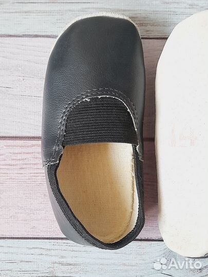 14,0см. Детские чешки из кожзама, б/у