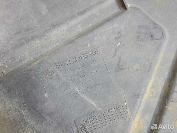 Ниша запасного колеса BMW X3 E83