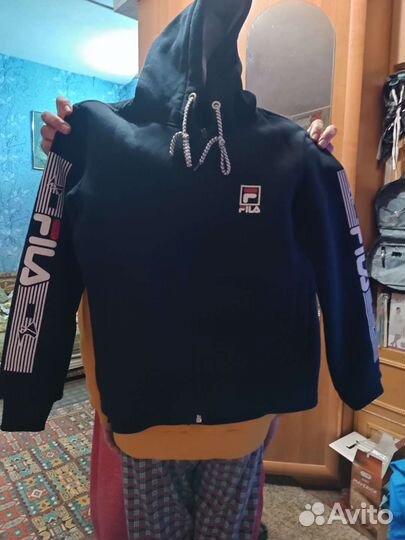 Продам толстовку на подростка