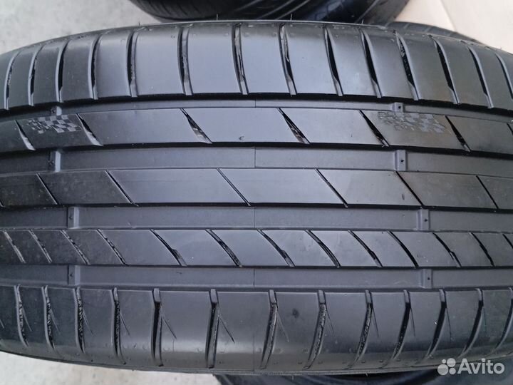 Kumho Ecsta PS71 SUV 225/55 R17