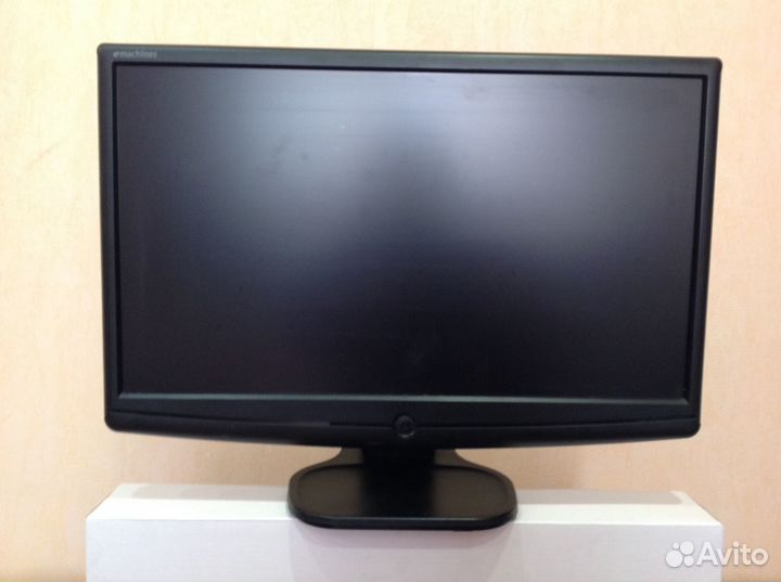 Монитор Acer eMachines E200HV