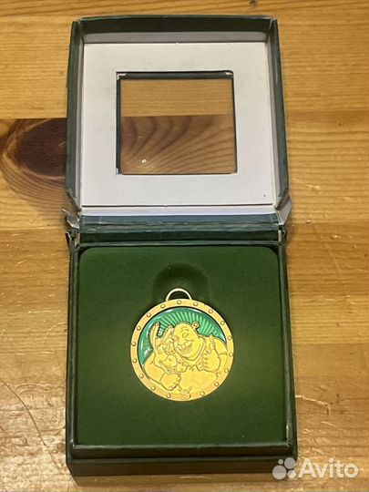 Золотой медальон Шрек