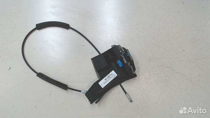Замок раздвижной двери Toyota Sienna 2, 2005
