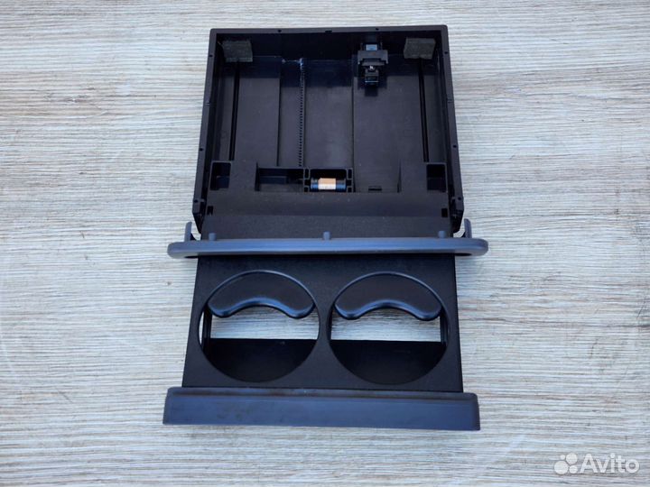 Подстаканник Hyundai Elantra 3 XD J3