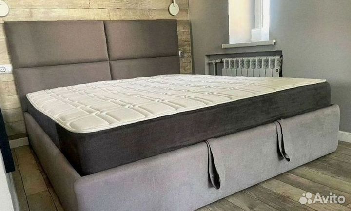 Кровать двуспальная дизайнерская мягкая на заказ