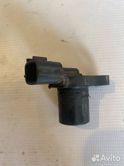 Датчик положения распредвала Nissan Maxima