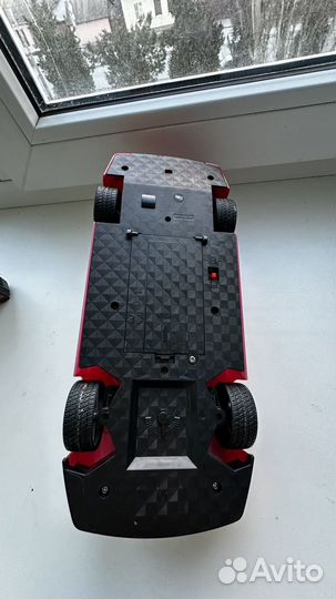 Машинка на пульте управления