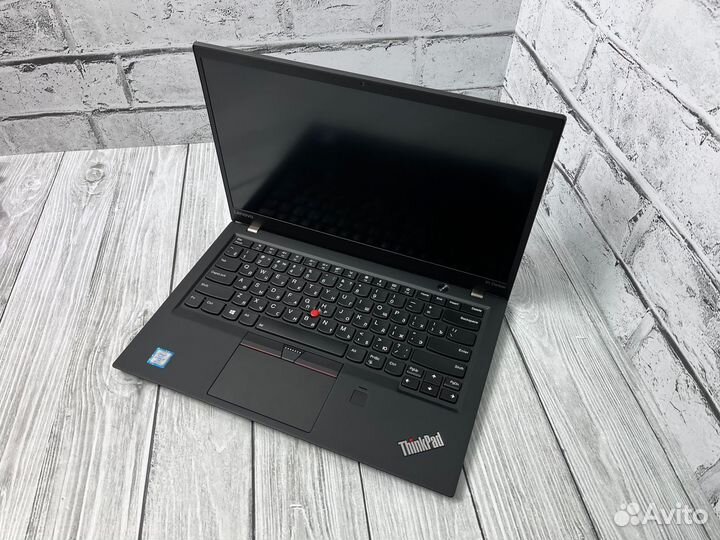 Ультрабук Lenovo Сarbon X1-i7-16озу-512ssd