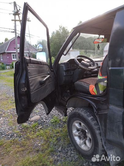 Mitsubishi Delica 2.5 МТ, 1993, 323 822 км