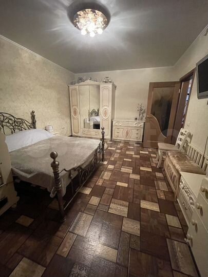 2-к. квартира, 73,4 м², 9/9 эт.